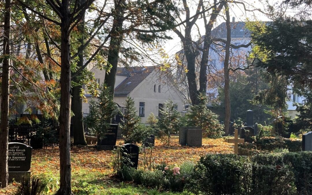 The Berlin cemetery cafés bringing coffee to the graveside